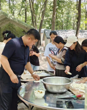 包饺子